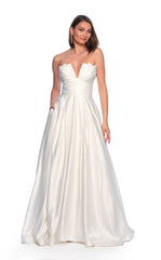 Dave and Johnny 10718 Bridal Dress