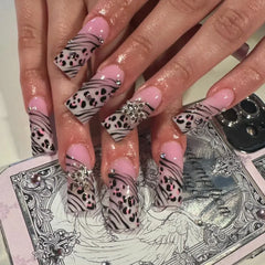 Cyflymder Glitter Powder Stars Pink Halo Dyeing Nail Art Fashion Shiny False Nails Detachable Finished Fake Nails Press on Nails with Glue