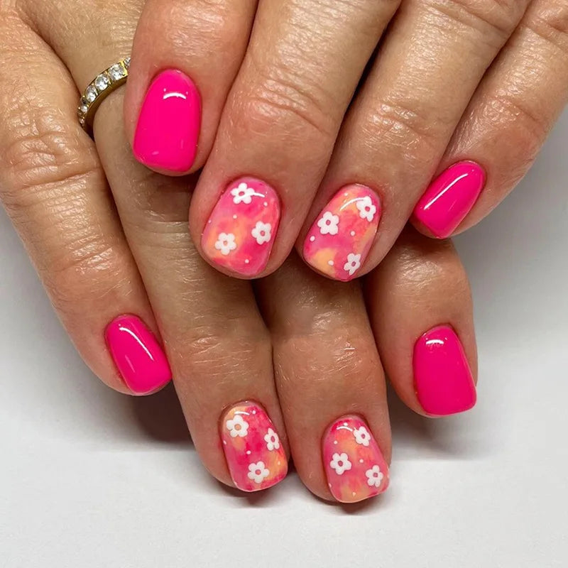 Cyflymder  24Pcs Short Square Head Press on Fake Nails White Daisy Detachable False Nails Pink Smudge Grid Design Full Cover Nails Tips Art
