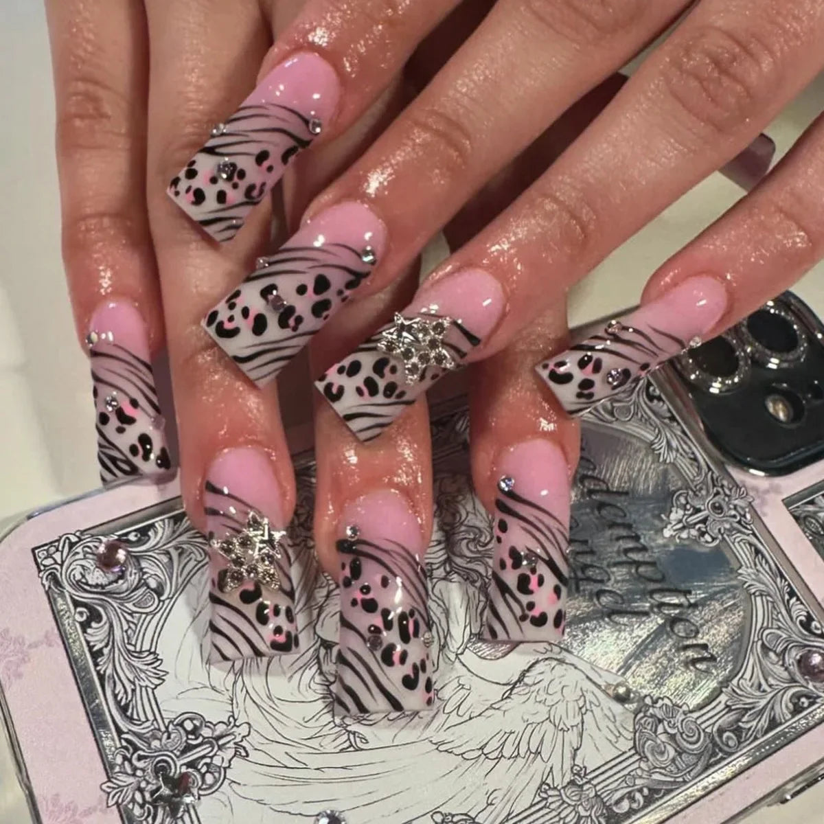 Cyflymder  Pink Leopard Print Shiny Cat Eye French Nail Art Silver Metal Bowknot False Nails Detachable Finished Fake Nails Press on Nails